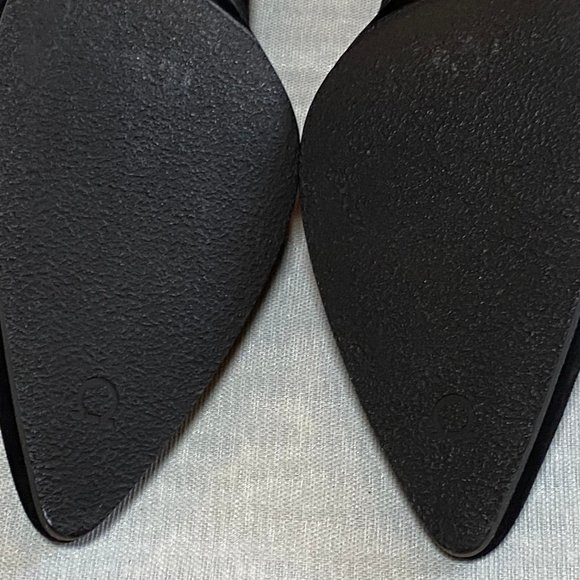 Salvatore Ferragamo Black Suede Smart Kitten Heel - Picture 5 of 7